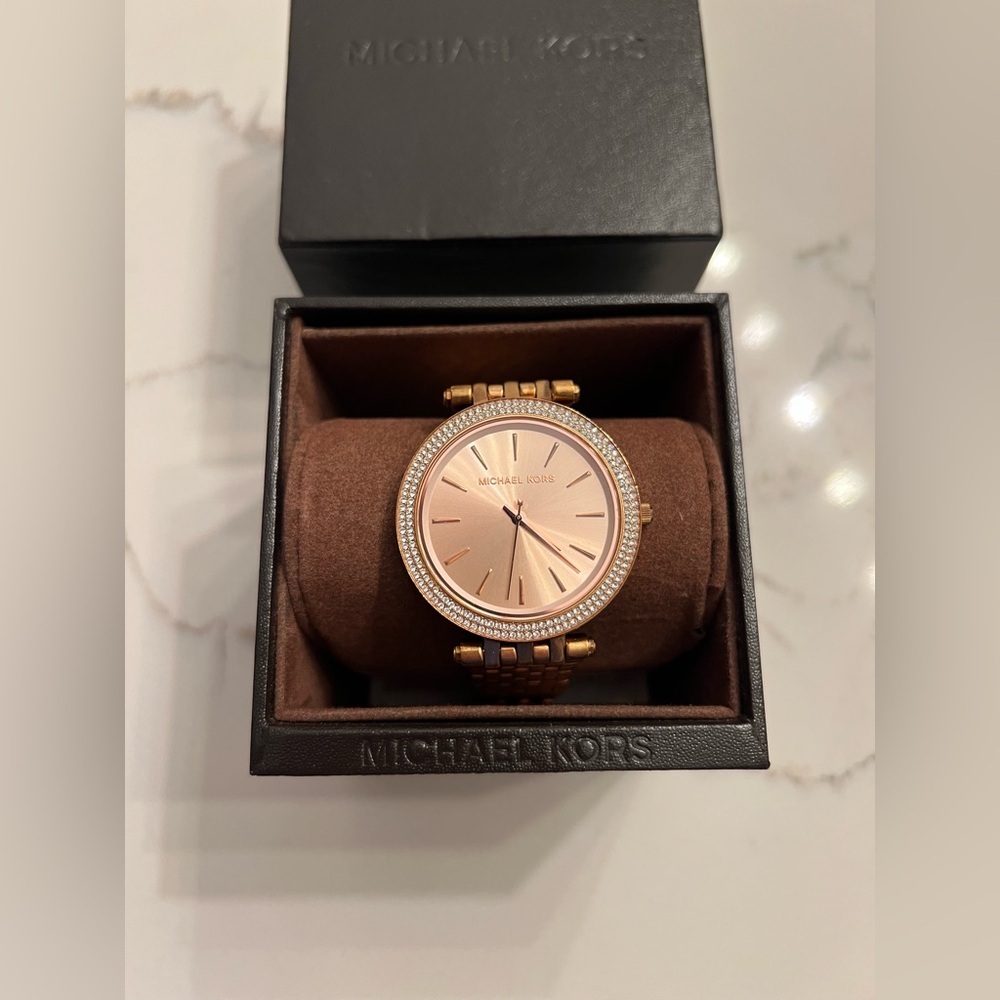 Michael Kors Women's Darci Gold-Tone Stainless Steel Bracelet Watch 39mm MK3191